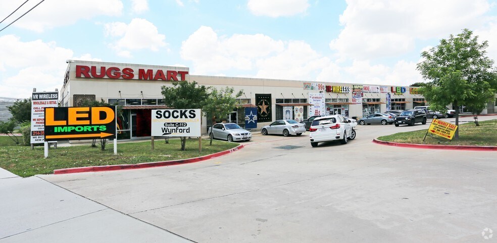 More Photos Of 11029 Harry Hines Blvd, Dallas Unknown For Lease