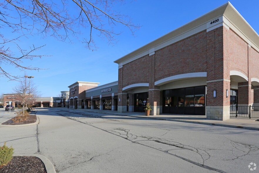 More Photos Of 4450 Weston Pointe Dr, Zionsville Freestanding For Lease