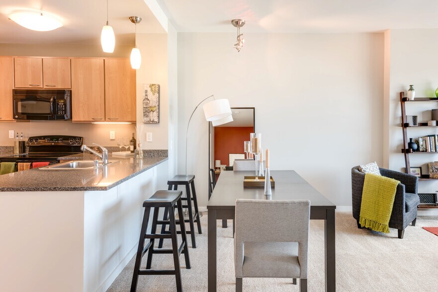 More Photos Of 100 Grand Ave, Oakland Apartments For Lease