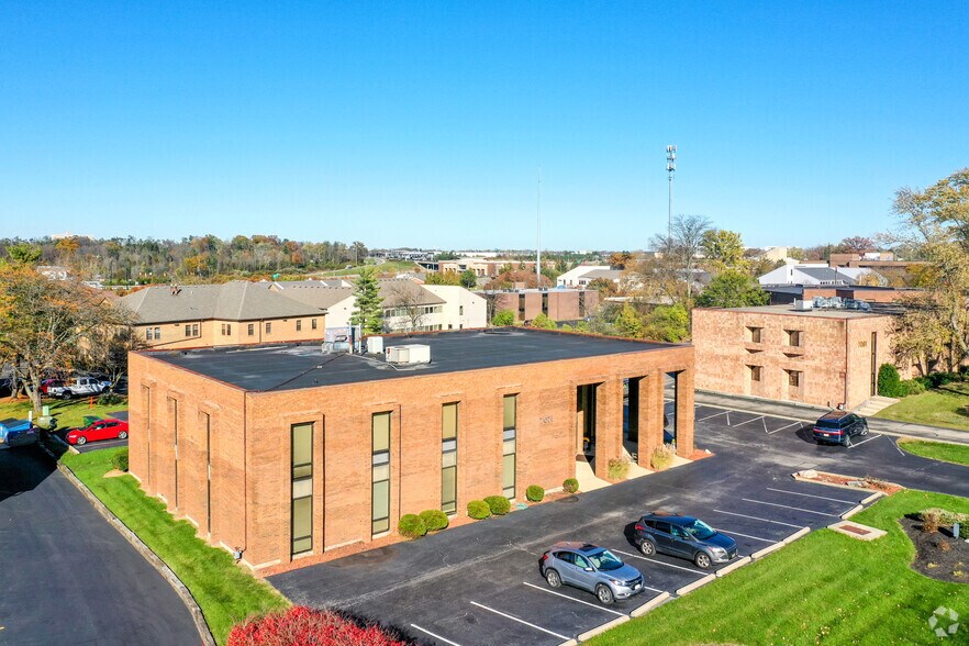 More Photos Of 7071 Corporate Way, Dayton Office For Lease