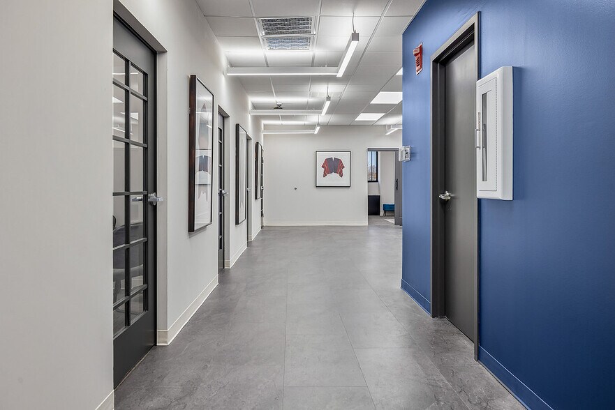 More Photos Of 2087 E 71st St, Tulsa Office For Lease