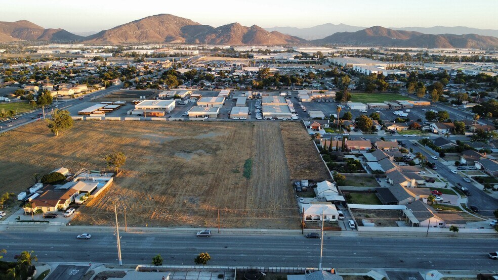 More Photos Of 0 San Bernardino Rd, Fontana Land For Sale