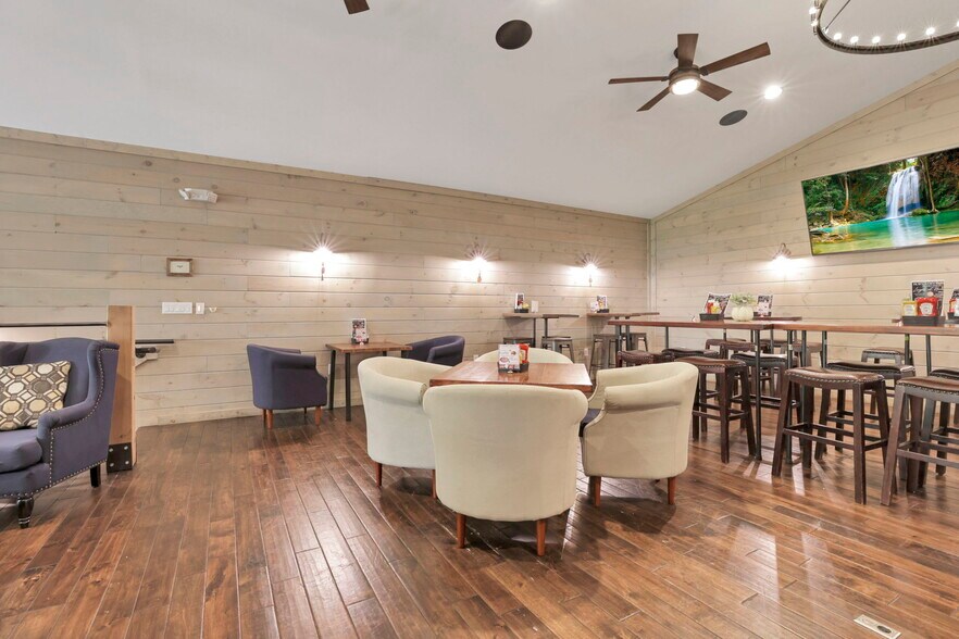 More Photos Of 14675 Zion Rd, Thornville Restaurant For Sale