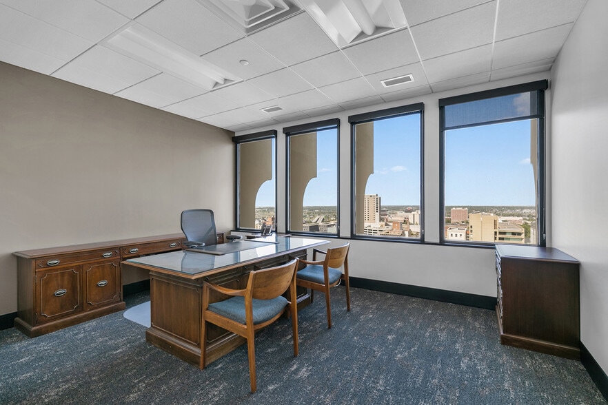 More Photos Of 233 S 13th St, Lincoln Office For Sale