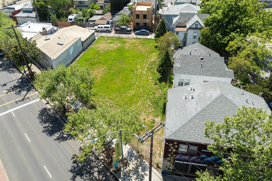 More Photos Of 3206 Broadway, Sacramento Land For Sale
