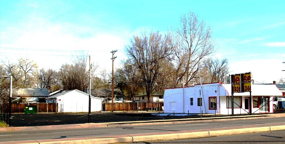 More Photos Of 4732 S Broadway St, Englewood Auto Dealership For Lease