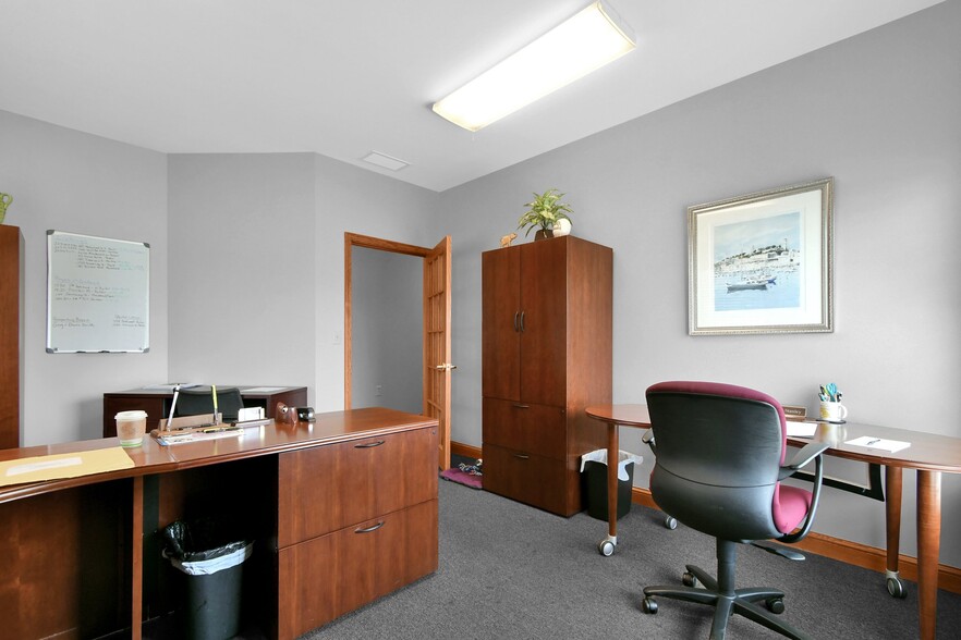 More Photos Of 10400 Blacklick Eastern Rd, Pickerington Medical For Lease