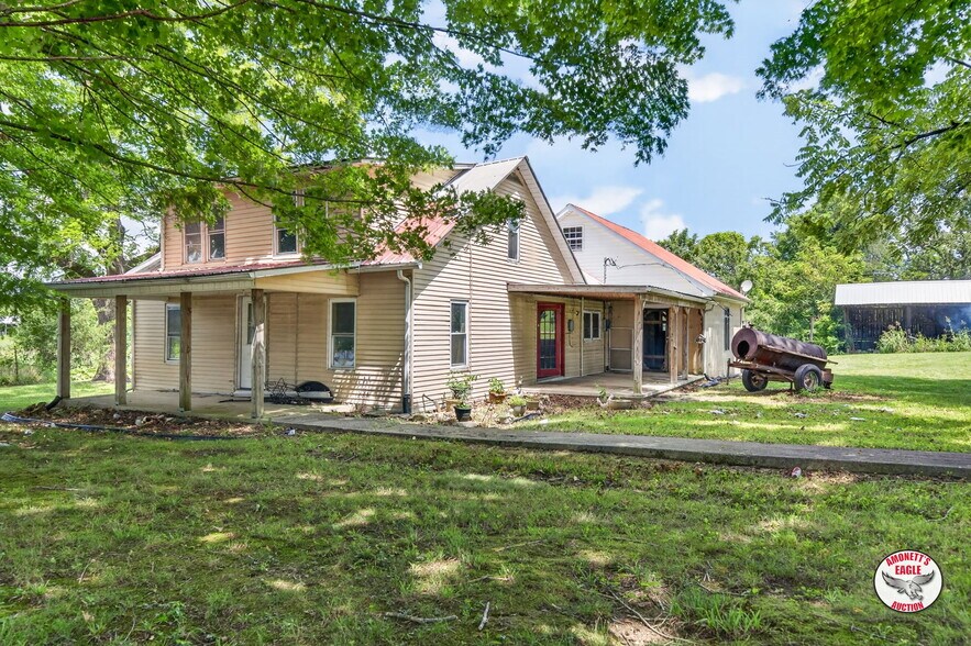 More Photos Of 2969 Moodyville Rd, Byrdstown General Retail For Sale