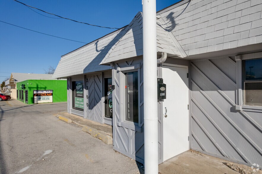 More Photos Of 2300 S Air Depot Blvd, Midwest City Freestanding For Lease