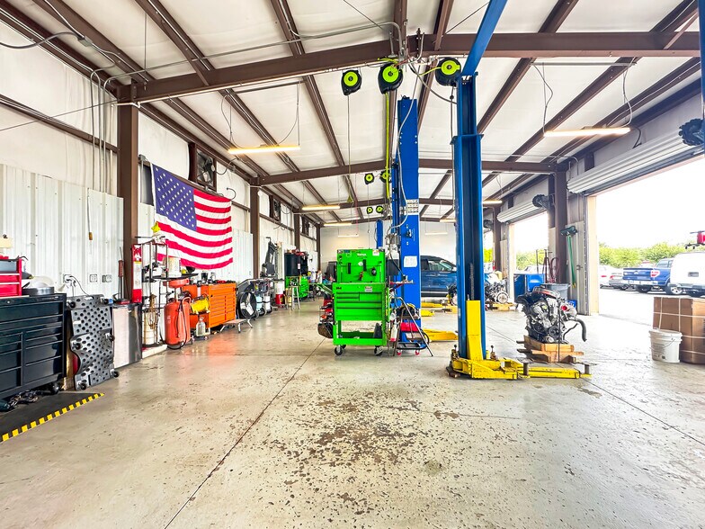 More Photos Of 875 N Cocoa Blvd, Cocoa Auto Dealership For Sale