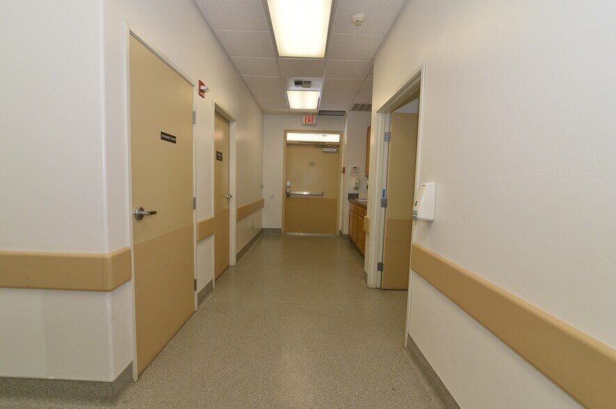 More Photos Of , Bakersfield Office For Sale