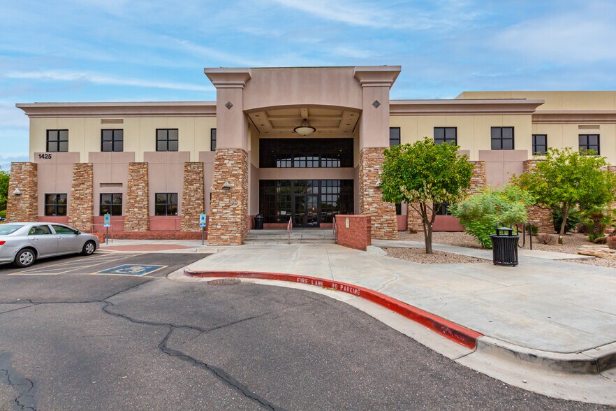More Photos Of 1425 W Elliot Rd, Gilbert Medical For Lease