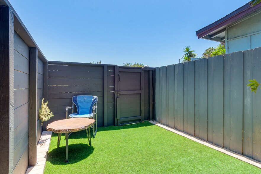 More Photos Of 916 Imperial Beach Blvd, Imperial Beach Apartments For Sale