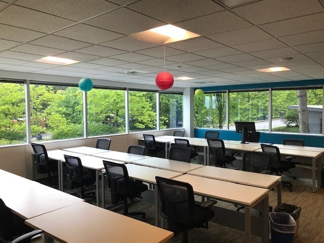 More Photos Of 3600 136th Pl SE, Bellevue Coworking Space