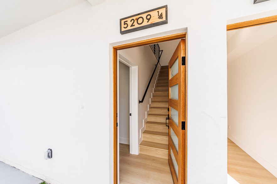 More Photos Of 5209 W 20th St, Los Angeles Multifamily For Sale