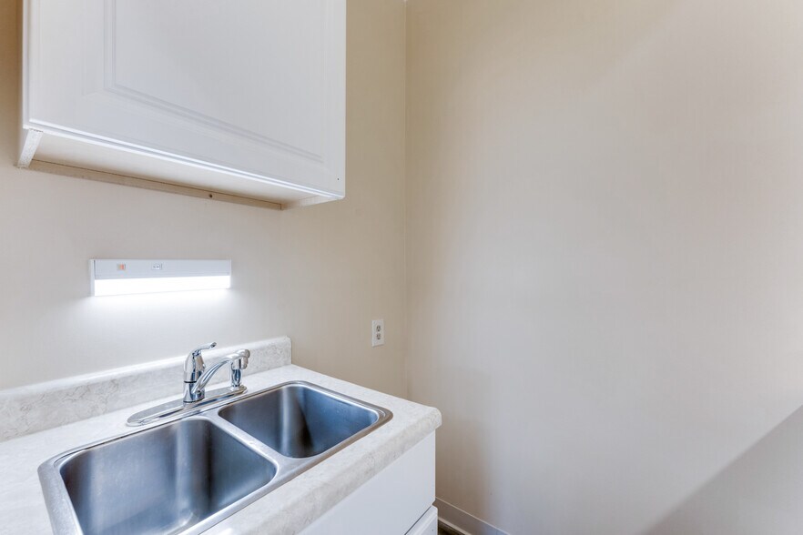 More Photos Of 6501 E Livingston Ave, Reynoldsburg Medical For Lease