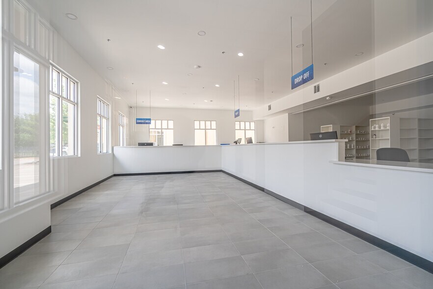 More Photos Of 6517 Chase Oaks Blvd, Plano Medical For Sale