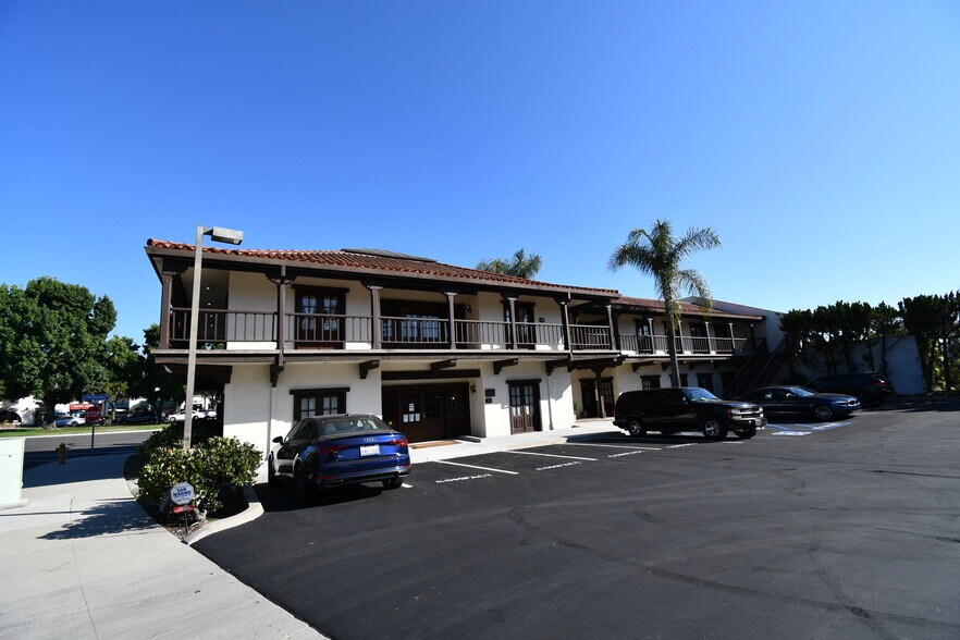 More Photos Of 2135 Huntington Dr, San Marino Office For Lease