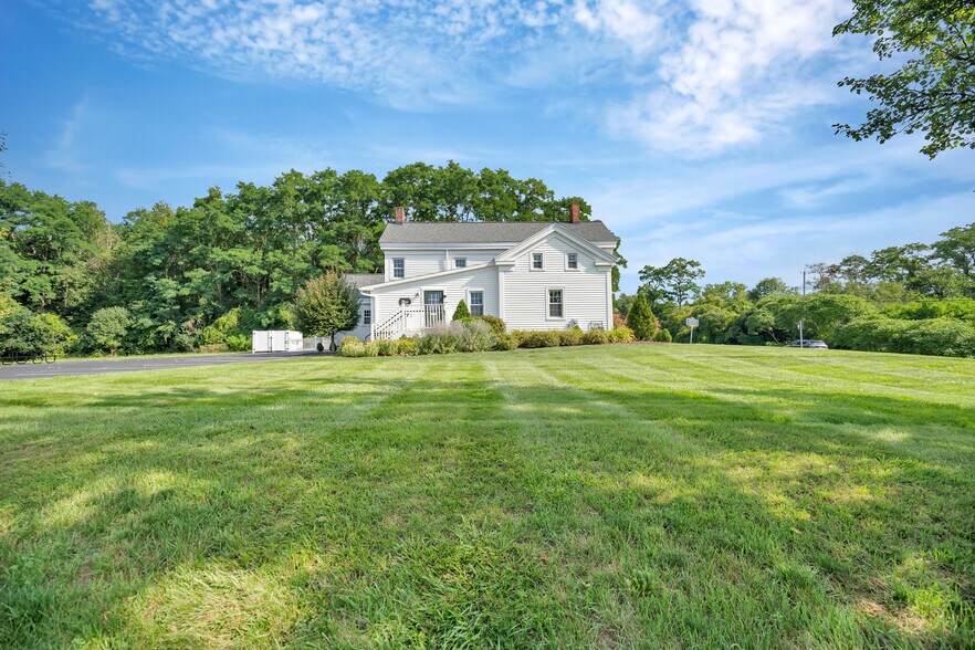 More Photos Of 1585 Rt-146, Rexford Office For Sale
