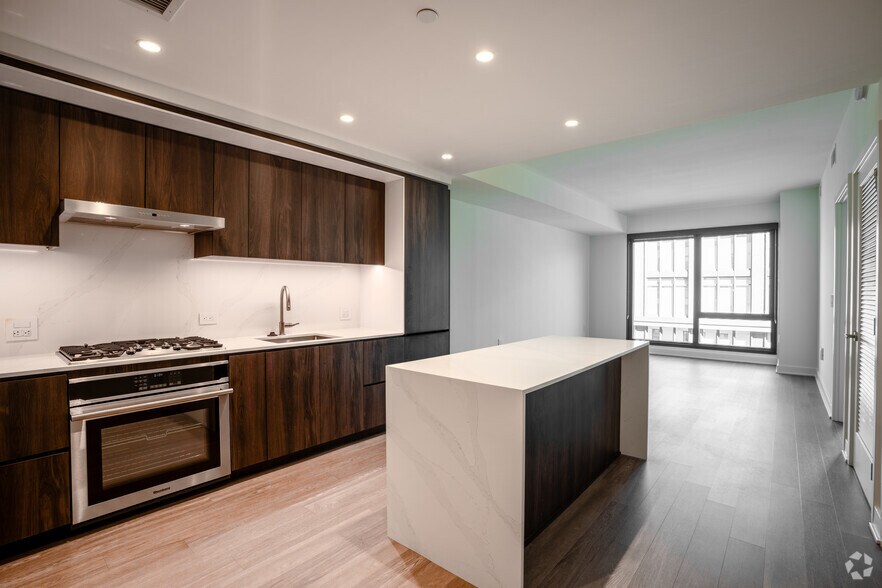 More Photos Of 1000 S Capitol St SE, Washington Apartments For Lease