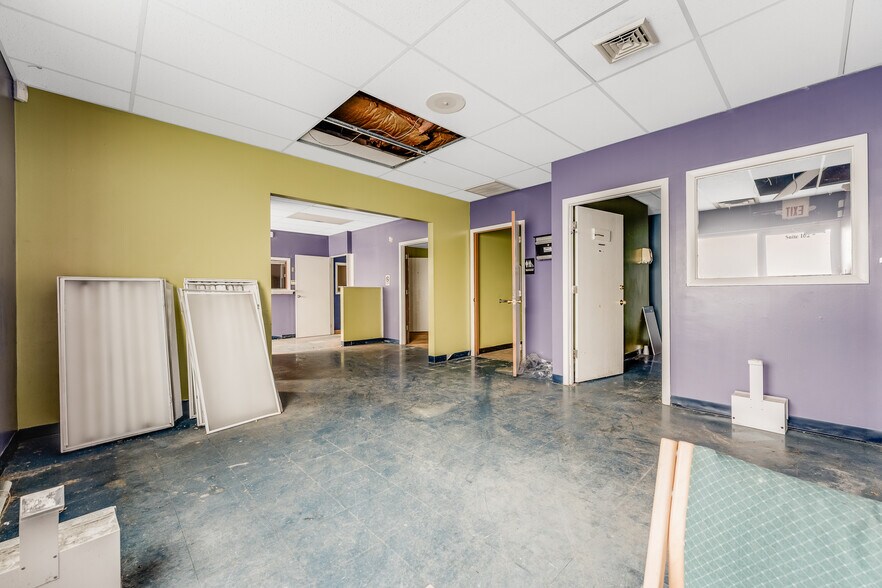 More Photos Of 1023 Pittsburgh Rd, Uniontown Freestanding For Lease