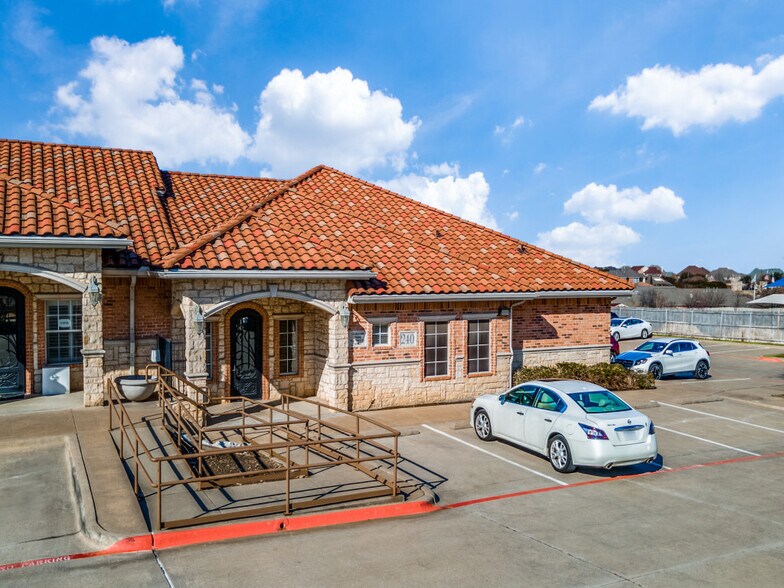 More Photos Of 1809 Golden Trl, Carrollton Medical For Lease