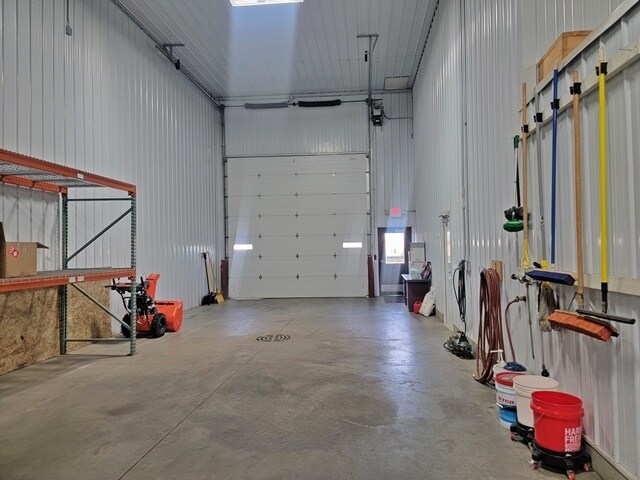 More Photos Of 3500 Air Park Rd, Marshfield Warehouse For Sale
