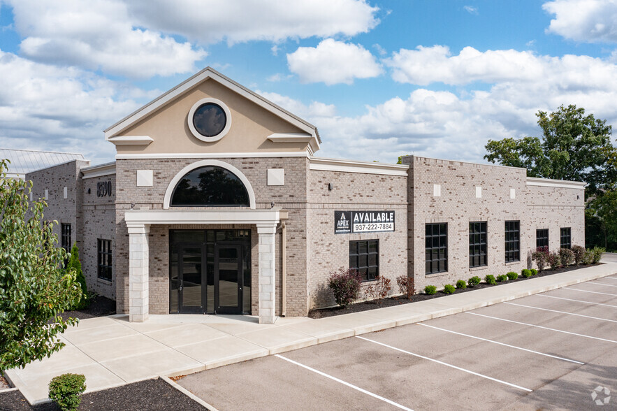 Primary Photo Of 8590 Yankee St, Dayton Medical For Lease