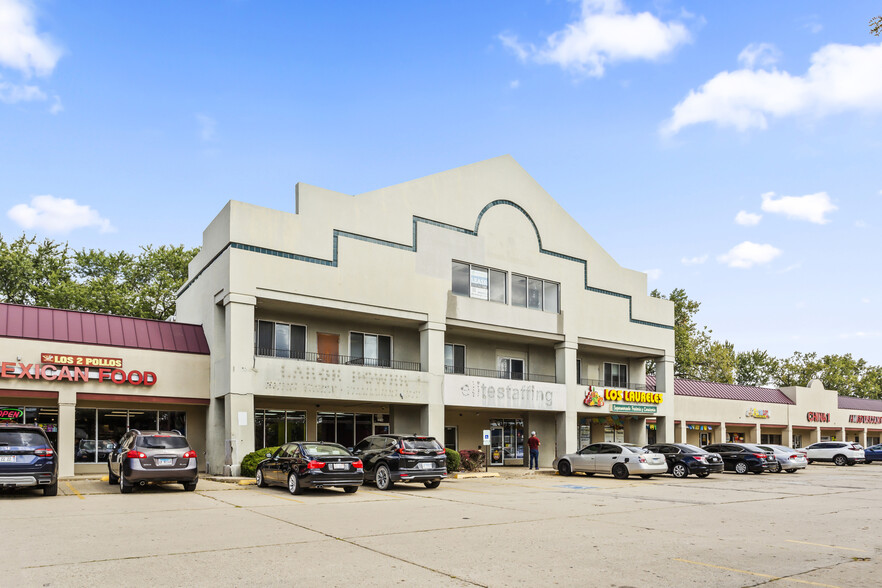 Primary Photo Of 2202-2230 W Algonquin Rd, Rolling Meadows General Retail For Sale