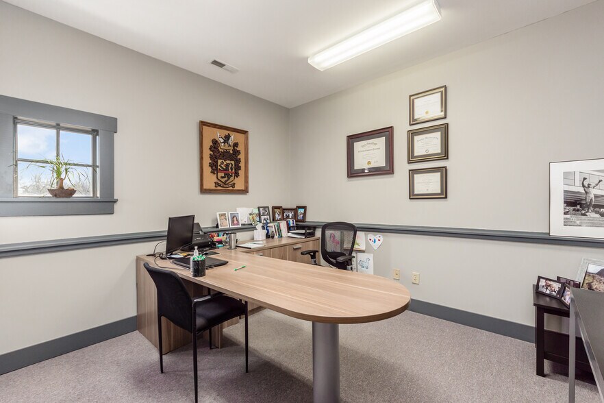 More Photos Of 109 S High St, Dublin Loft Creative Space For Sale