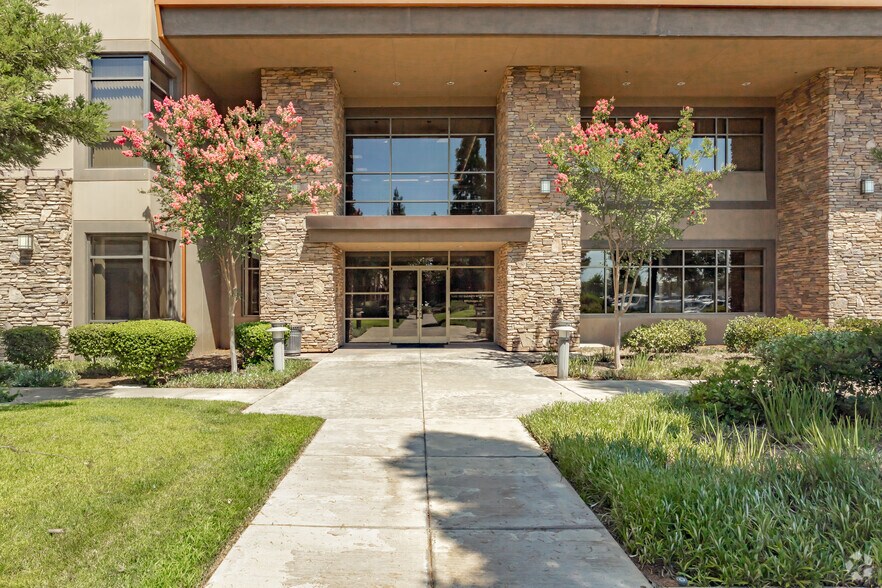 More Photos Of 10640 Mather Blvd, Mather Office For Lease