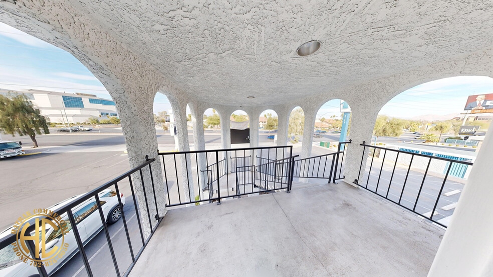 More Photos Of 3201 W Sahara Ave, Las Vegas Office For Sale