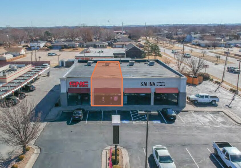 More Photos Of 2629 Market Pl, Salina Freestanding For Lease