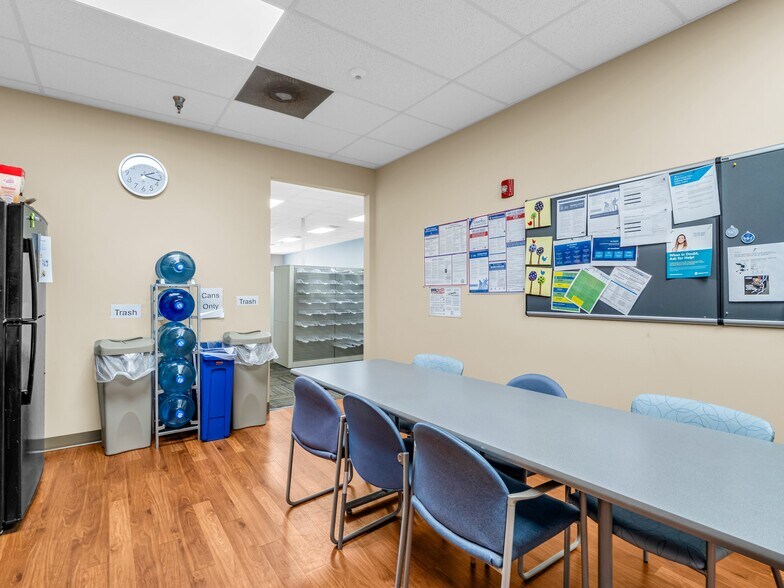 More Photos Of 104-168 Fiddlers Run Blvd, Morganton Unknown For Lease