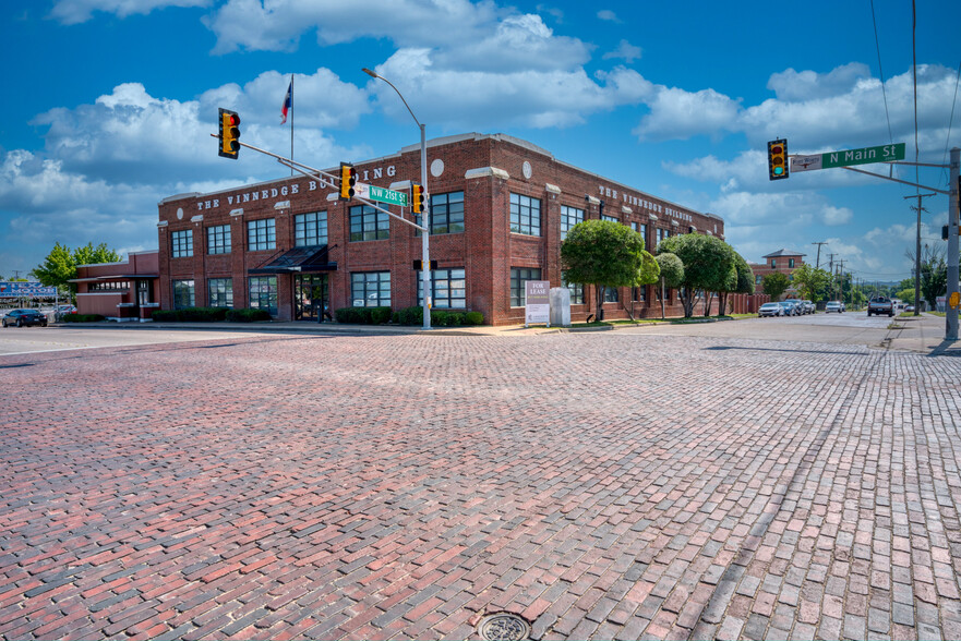 Primary Photo Of 2100 N Main St, Fort Worth Unknown For Lease