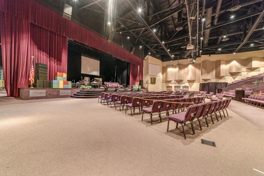More Photos Of 1701 Westchester Dr, High Point Religious Facility For Sale