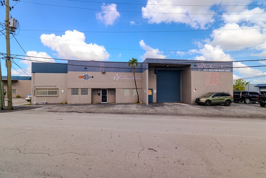 More Photos Of 3355 SW 2nd Ave, Fort Lauderdale Unknown For Lease