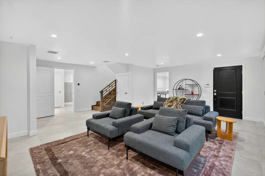 More Photos Of , Tujunga Multifamily For Sale