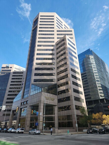 More Photos Of 201 N Illinois St, Indianapolis Office For Lease