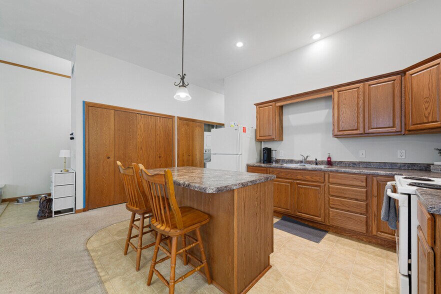 More Photos Of 305 Main St, Henderson Storefront Retail Residential For Sale