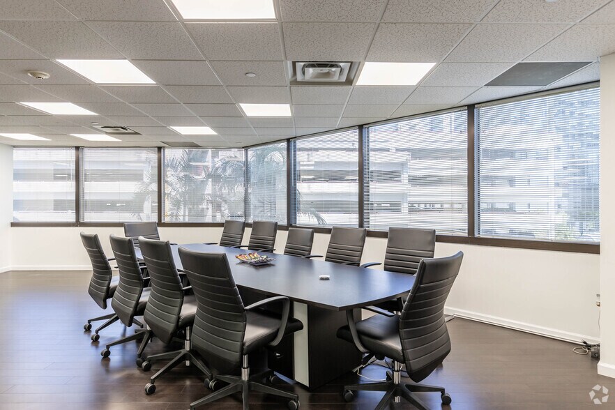 More Photos Of 200 S Andrews Ave, Fort Lauderdale Medical For Lease