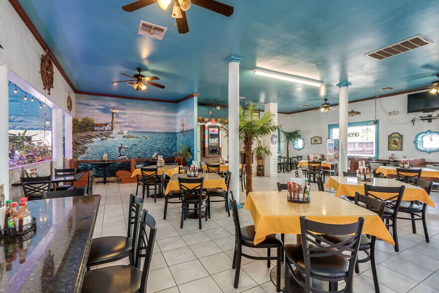 More Photos Of 5222 S Central Ave, Phoenix General Retail For Sale