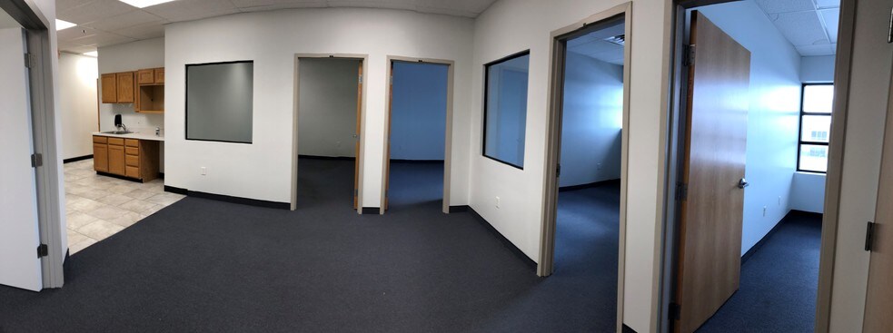 More Photos Of 695 N Kays Dr, Kaysville Industrial For Sale