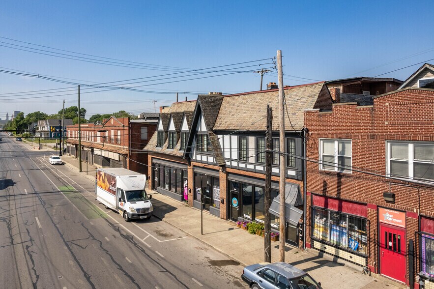 More Photos Of 1555-1563 N 4th St, Columbus Apartments For Sale