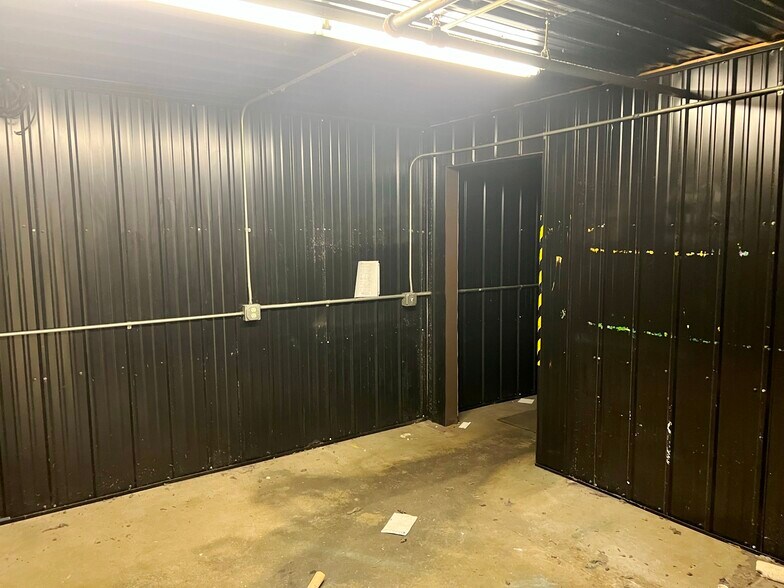 More Photos Of 110 Wall St, Onamia Flex For Sale