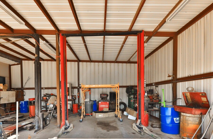 More Photos Of 2466 Buffalo Gap Rd, Abilene Auto Repair For Sale
