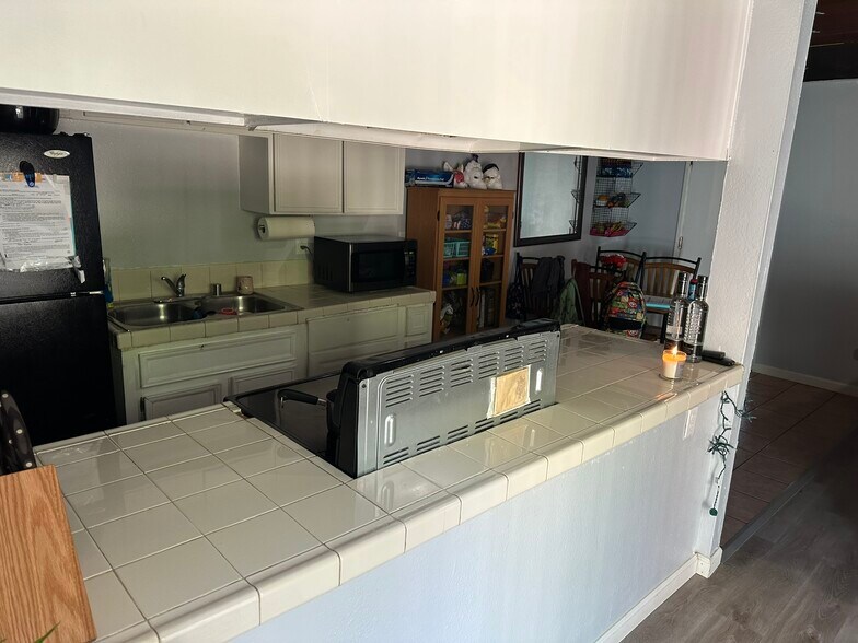 More Photos Of 3423-3425 Charleston Ct, Stockton Apartments For Sale