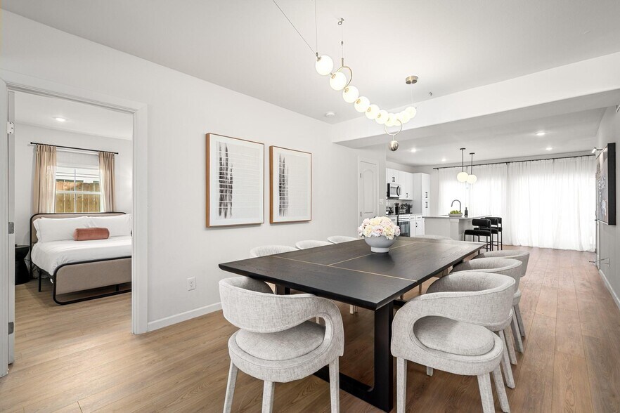 More Photos Of , Houston Multifamily For Sale