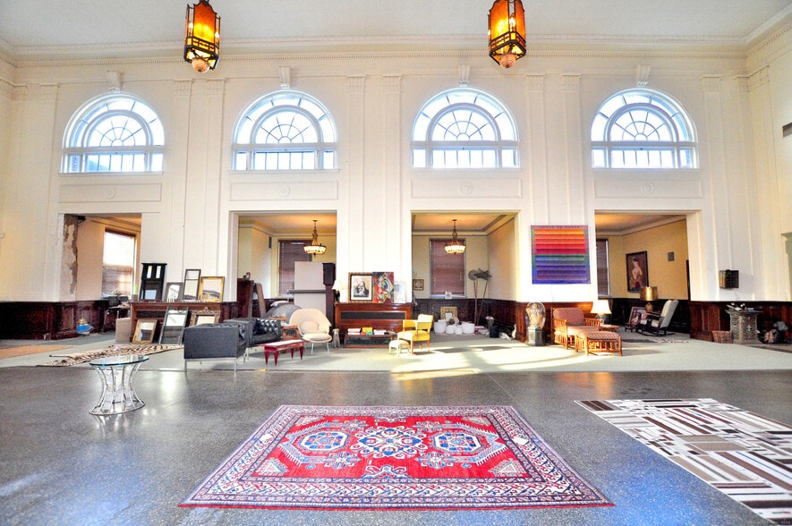 More Photos Of 236 Prospect St, Torrington Bank For Sale