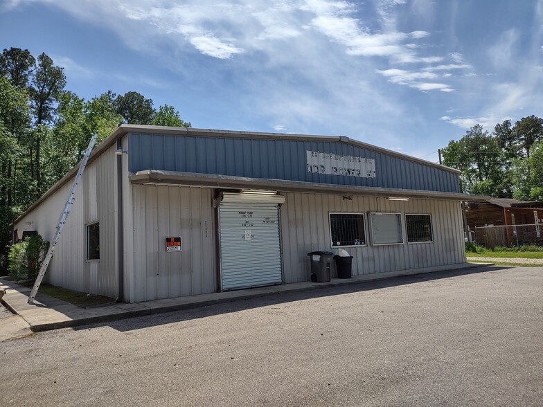 Primary Photo Of 24090 FM 1485 Rd, New Caney Service For Sale